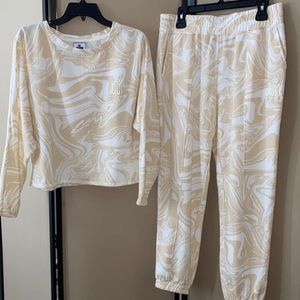 Juicy Couture Sweatsuit 2 piece